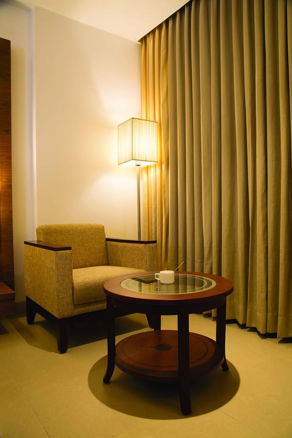 Urvashi Residency Hotel Chennai Eksteriør billede