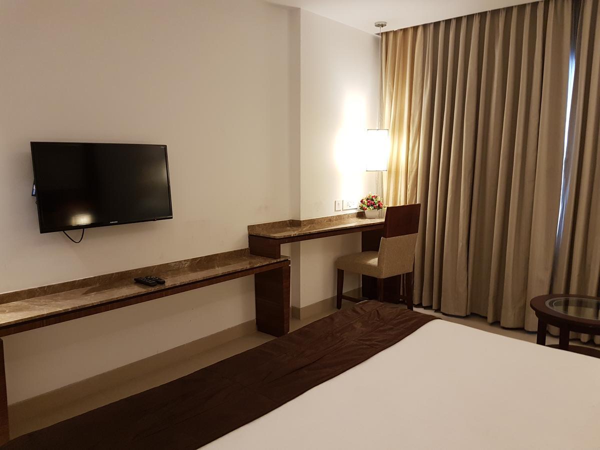 Urvashi Residency Hotel Chennai Eksteriør billede
